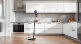 Best Dyson Cordless Vacuums for Hardwood Floors (2026) — Guide 18