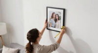 Sisters find their pic hanging in Airbnb home